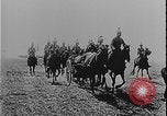 Image Le roi George V visite la première Guerre mondiale de France France, 1916, de la seconde 47 séquences d'archives historiques vidéo 65675078702
