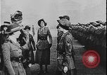 Image La reine Mary visite la première Guerre mondiale de France France, 1916, de la seconde 9 séquences d'archives historiques vidéo 65675078703
