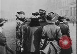 Image La reine Mary visite la première Guerre mondiale de France France, 1916, de la seconde 12 séquences d'archives historiques vidéo 65675078703