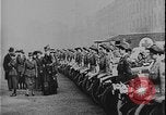 Image La reine Mary visite la première Guerre mondiale de France France, 1916, de la seconde 13 séquences d'archives historiques vidéo 65675078703