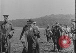 Image Lord Kitchener visite la première Guerre mondiale de France France, 1916, de la seconde 24 séquences d'archives historiques vidéo 65675078704