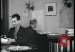 Immagine di Ufficio amministrativo di riorganizzazione delle industrie del carcere United States USA, 1937, secondo 24 filmato di repertorio 65675078709