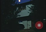 Standbild Hauseinbruch United States USA, 1970, aus Sekunde 13 historischem Filmmaterial Videoclip 65675078750