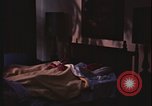Standbild Hauseinbruch United States USA, 1970, aus Sekunde 22 historischem Filmmaterial Videoclip 65675078750