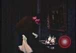 Standbild Hauseinbruch United States USA, 1970, aus Sekunde 47 historischem Filmmaterial Videoclip 65675078750
