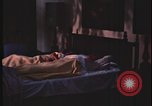 Standbild Hauseinbruch United States USA, 1970, aus Sekunde 51 historischem Filmmaterial Videoclip 65675078750
