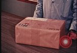 Standbild FBI-Labornachweis-Paket geöffnet United States USA, 1970, aus Sekunde 47 historischem Filmmaterial Videoclip 65675078751
