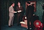 Standbild Tatortnachweise sammeln United States USA, 1970, aus Sekunde 7 historischem Filmmaterial Videoclip 65675078752