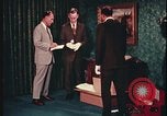 Standbild Tatortnachweise sammeln United States USA, 1970, aus Sekunde 9 historischem Filmmaterial Videoclip 65675078752
