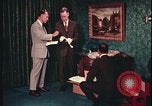 Standbild Tatortnachweise sammeln United States USA, 1970, aus Sekunde 11 historischem Filmmaterial Videoclip 65675078752