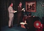 Standbild Tatortnachweise sammeln United States USA, 1970, aus Sekunde 59 historischem Filmmaterial Videoclip 65675078752