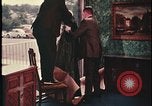 Standbild Analyse der Beweisaufnahme am Tatort United States USA, 1970, aus Sekunde 5 historischem Filmmaterial Videoclip 65675078753