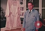 Standbild Analyse der Beweisaufnahme am Tatort United States USA, 1970, aus Sekunde 34 historischem Filmmaterial Videoclip 65675078753