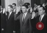 Standbild Studenten der FBI-Akademie schwören Quantico VA USA, 1959, aus Sekunde 34 historischem Filmmaterial Videoclip 65675078759