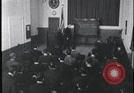 Standbild Studenten der FBI-Akademie schwören Quantico VA USA, 1959, aus Sekunde 54 historischem Filmmaterial Videoclip 65675078759
