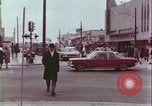 Immagine di poliziotti in servizio Silver Spring Maryland USA, 1964, secondo 16 filmato di repertorio 65675078782