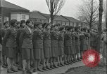 Standbild Afrikaner - Frau Soldaten Birmingham England Vereinigtes Königreich, 1945, aus Sekunde 13 historischem Filmmaterial Videoclip 65675078783