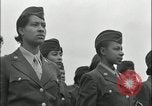 Standbild Afrikaner - Frau Soldaten Birmingham England Vereinigtes Königreich, 1945, aus Sekunde 19 historischem Filmmaterial Videoclip 65675078783