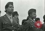 Standbild Afrikaner - Frau Soldaten Birmingham England Vereinigtes Königreich, 1945, aus Sekunde 20 historischem Filmmaterial Videoclip 65675078783