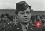 Standbild Afrikaner - Frau Soldaten Birmingham England Vereinigtes Königreich, 1945, aus Sekunde 30 historischem Filmmaterial Videoclip 65675078783