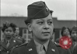 Standbild Afrikaner - Frau Soldaten Birmingham England Vereinigtes Königreich, 1945, aus Sekunde 38 historischem Filmmaterial Videoclip 65675078783