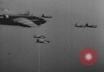 Standbild D-Day Bomben Frankreich, 1944, aus Sekunde 35 historischem Filmmaterial Videoclip 65675078792
