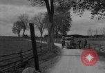 Standbild Tank-Planierraupe räumt die Straße Deutschland, 1945, aus Sekunde 11 historischem Filmmaterial Videoclip 65675078808