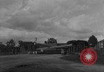 Standbild Tank-Planierraupe räumt die Straße Deutschland, 1945, aus Sekunde 29 historischem Filmmaterial Videoclip 65675078808