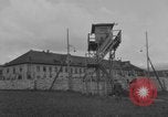 Image Caserne Werdenfelser Oflag VII-UNE libération Murnau Allemagne, 1945, de la seconde 24 séquences d'archives historiques vidéo 65675078809