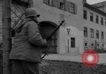 Image Caserne Werdenfelser Oflag VII-UNE libération Murnau Allemagne, 1945, de la seconde 47 séquences d'archives historiques vidéo 65675078809