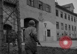 Image Caserne Werdenfelser Oflag VII-UNE libération Murnau Allemagne, 1945, de la seconde 52 séquences d'archives historiques vidéo 65675078809