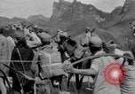 Standbild Chinesische Flüchtlinge fliehen aus dem japanischen Zweiter Weltkrieg China, 1942, aus Sekunde 22 historischem Filmmaterial Videoclip 65675078819