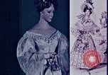 Standbild Brooklyn Museum New York United States USA, 1970, aus Sekunde 60 historischem Filmmaterial Videoclip 65675078886