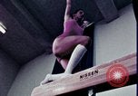 Image gymnastes pour femmes New Haven Connecticut, 1970, de la seconde 38 séquences d'archives historiques vidéo 65675078888