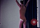 Image gymnastes pour femmes New Haven Connecticut, 1970, de la seconde 50 séquences d'archives historiques vidéo 65675078888