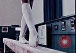 Image gymnastes pour femmes New Haven Connecticut, 1970, de la seconde 51 séquences d'archives historiques vidéo 65675078888