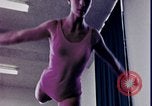 Image gymnastes pour femmes New Haven Connecticut, 1970, de la seconde 53 séquences d'archives historiques vidéo 65675078888