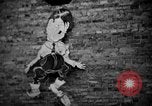 Standbild Warschauer Ghetto Warschau Polen, 1943, aus Sekunde 46 historischem Filmmaterial Videoclip 65675078892
