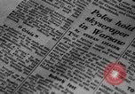 Standbild Zweiter Weltkrieg des Warschauer Aufstands Warschau Polen, 1944, aus Sekunde 17 historischem Filmmaterial Videoclip 65675078893