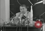 Standbild Wernher Von Braun United States USA, 1958, aus Sekunde 56 historischem Filmmaterial Videoclip 65675078894