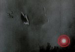 Standbild Koreakrieg starten die chinesischen Truppen Seoul Korea, 1950, aus Sekunde 37 historischem Filmmaterial Videoclip 65675078896