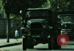 Standbild Taxi fahren Internationalen Flughafen Kimpo Mautstraße Seoul Korea Seoul Korea, 1969, aus Sekunde 4 historischem Filmmaterial Videoclip 65675078899