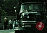 Standbild Taxi fahren Internationalen Flughafen Kimpo Mautstraße Seoul Korea Seoul Korea, 1969, aus Sekunde 9 historischem Filmmaterial Videoclip 65675078899