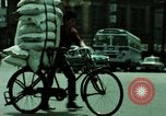 Standbild Taxi fahren Internationalen Flughafen Kimpo Mautstraße Seoul Korea Seoul Korea, 1969, aus Sekunde 22 historischem Filmmaterial Videoclip 65675078899