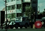 Standbild Taxi fahren Internationalen Flughafen Kimpo Mautstraße Seoul Korea Seoul Korea, 1969, aus Sekunde 55 historischem Filmmaterial Videoclip 65675078899