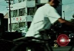 Standbild Taxi fahren Internationalen Flughafen Kimpo Mautstraße Seoul Korea Seoul Korea, 1969, aus Sekunde 56 historischem Filmmaterial Videoclip 65675078899