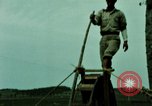 Standbild Koreanische Bauern Bewässern von Pflanzen Korea, 1969, aus Sekunde 3 historischem Filmmaterial Videoclip 65675078900