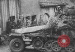 Standbild Schlacht in den Ardennen Deutschland, 1944, aus Sekunde 12 historischem Filmmaterial Videoclip 65675078934