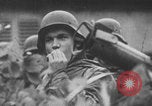 Standbild Schlacht in den Ardennen Deutschland, 1944, aus Sekunde 16 historischem Filmmaterial Videoclip 65675078934