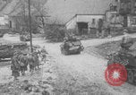 Standbild Schlacht in den Ardennen Deutschland, 1944, aus Sekunde 49 historischem Filmmaterial Videoclip 65675078934